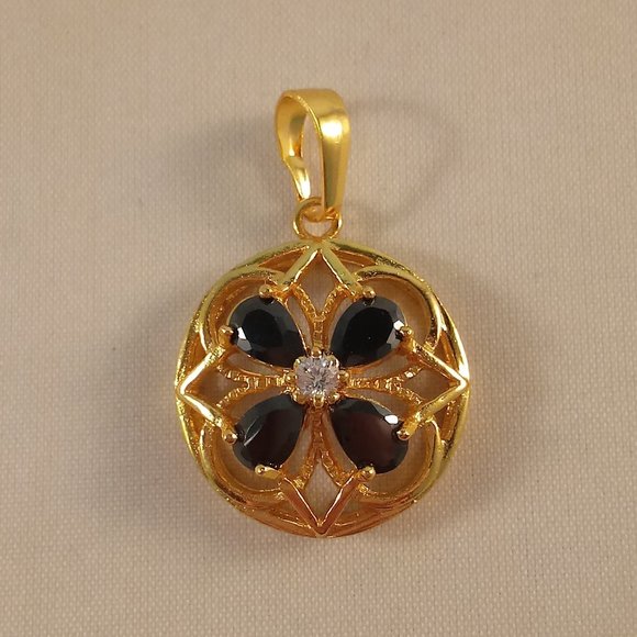 18K Yellow Gold Filled Flower Black Onyx Diamond Zircon Carved Necklace Pendant - Picture 3 of 9